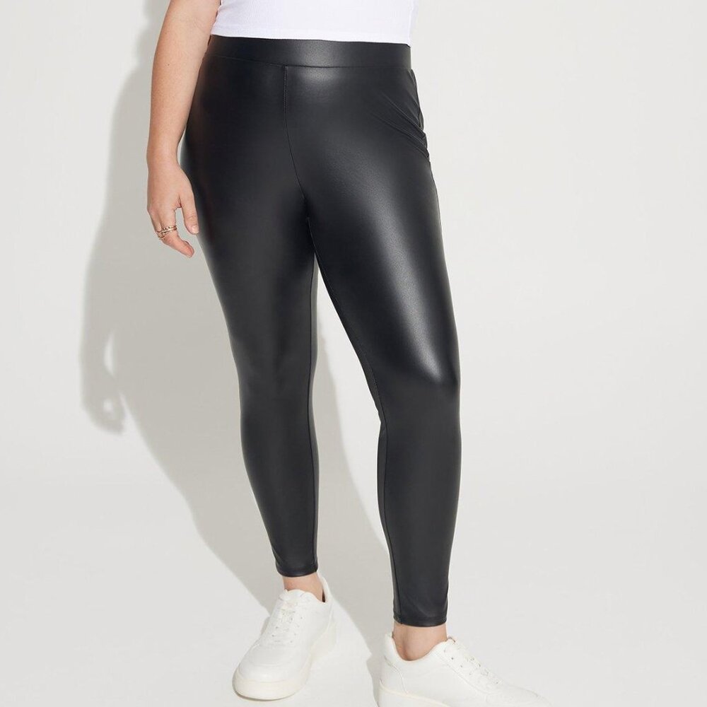 TORRID Size 2 Faux Leather Legging